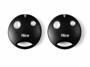 NICE SMILO SM2 Pilot do bramy 433,92 MHz – 2-kanałowy z kodem zmiennym 2 sztuki