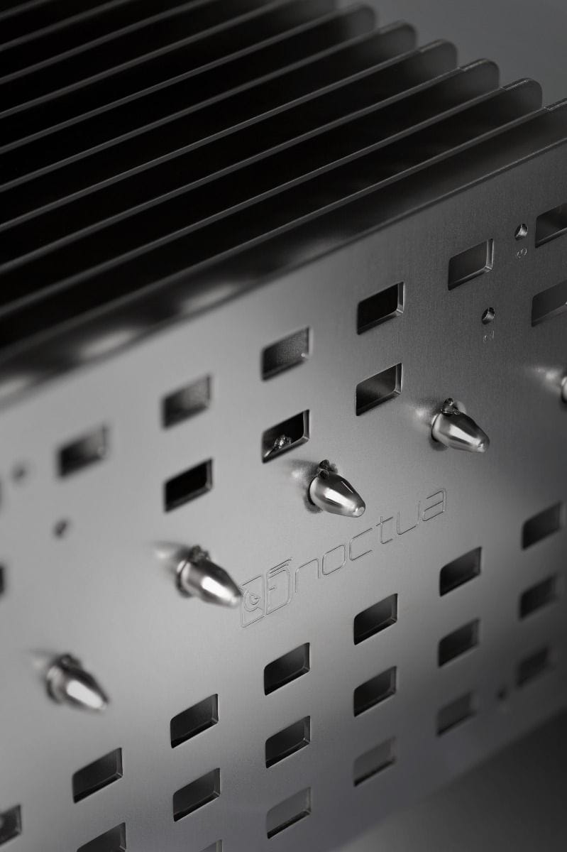Noctua NH-P1 montaż