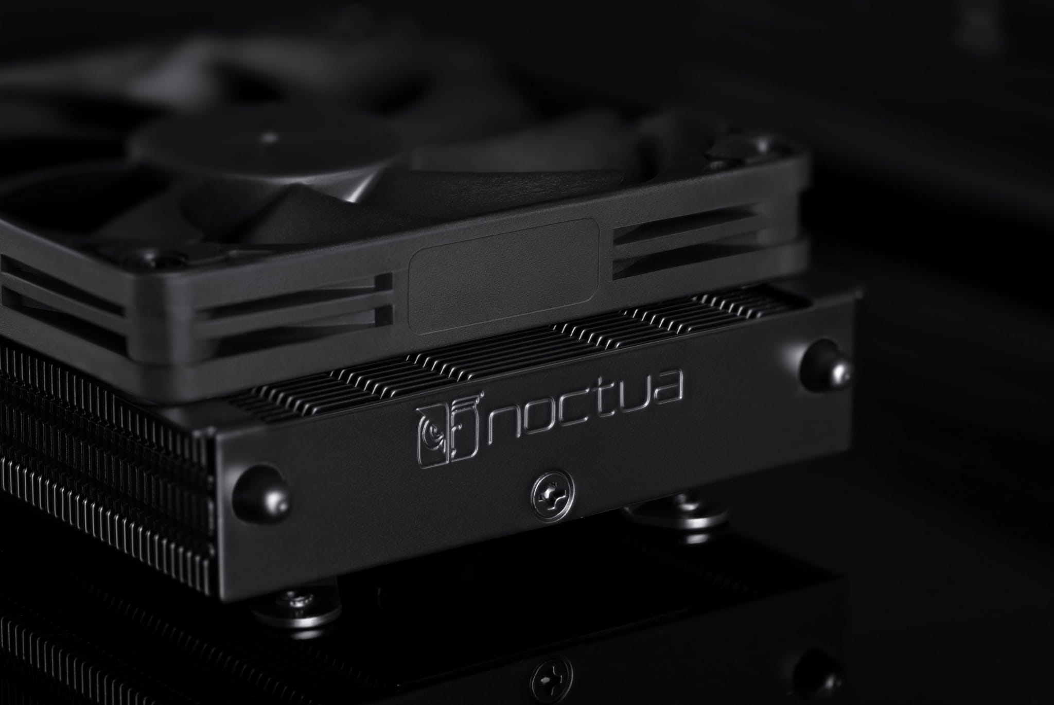 Noctua NH-L9a-AM4 chromax.black wentylator
