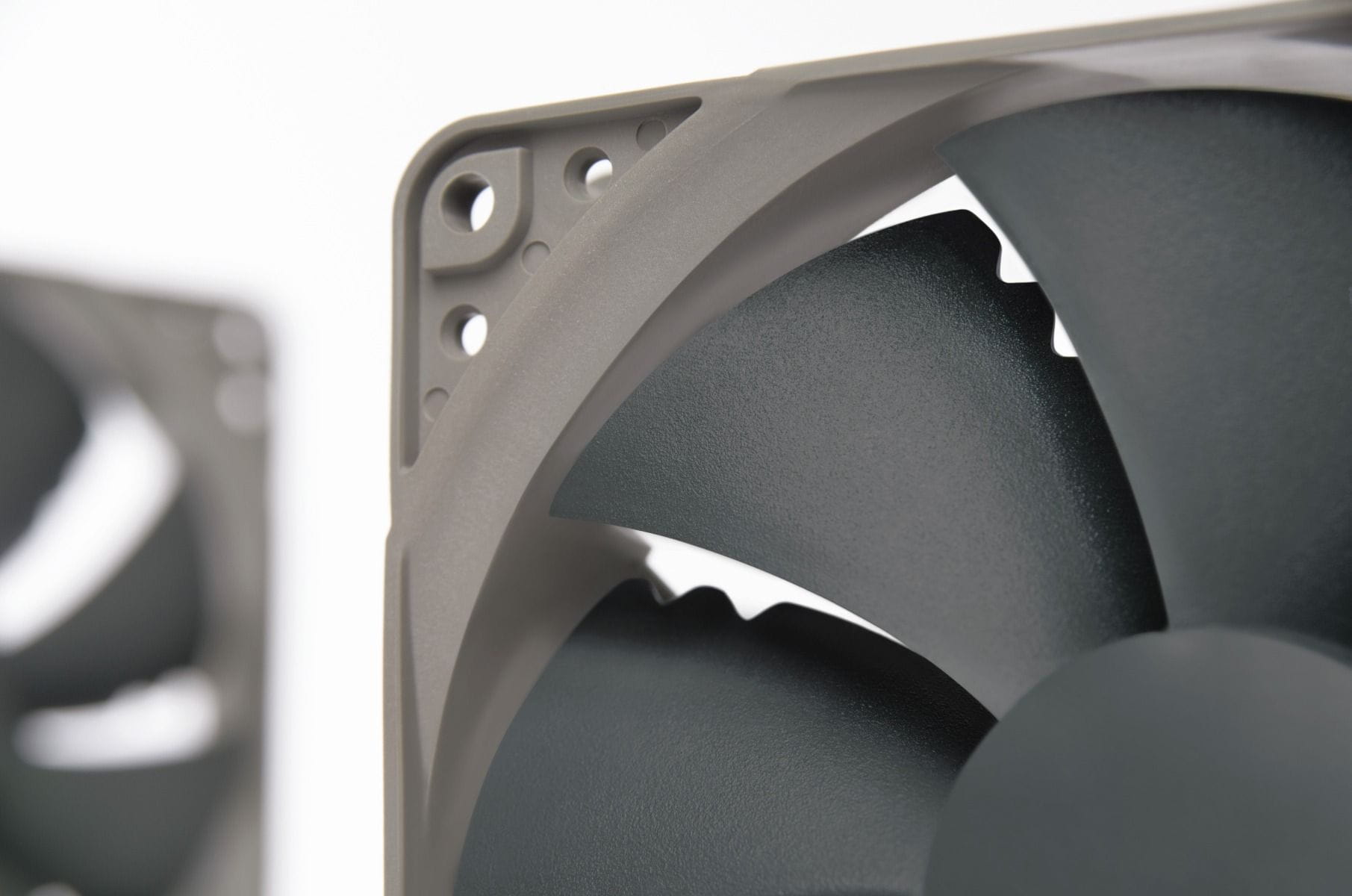 Noctua NF-P12 redux-900 wentylator od frontu