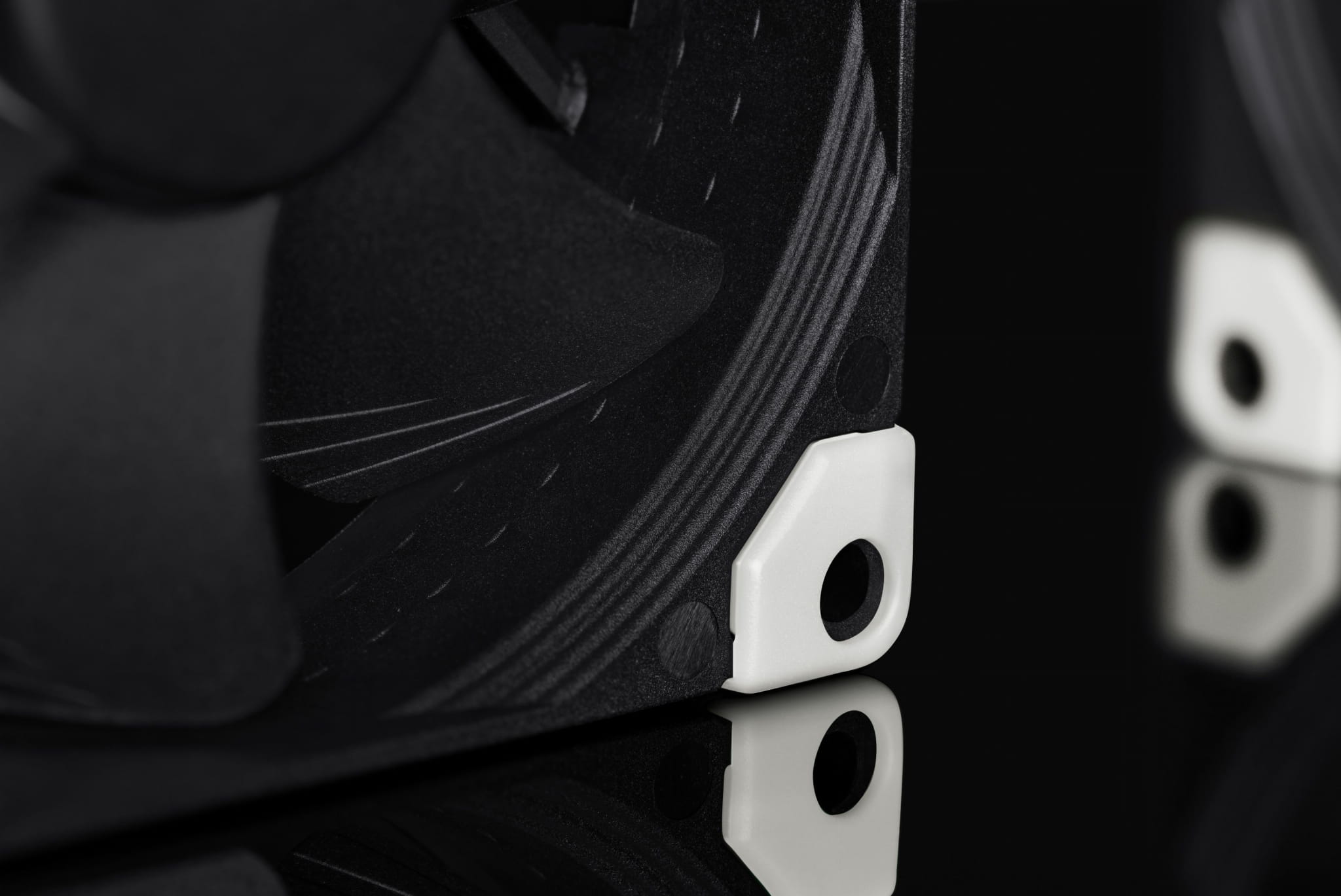 Noctua NF-A9 chromax wentylator profil