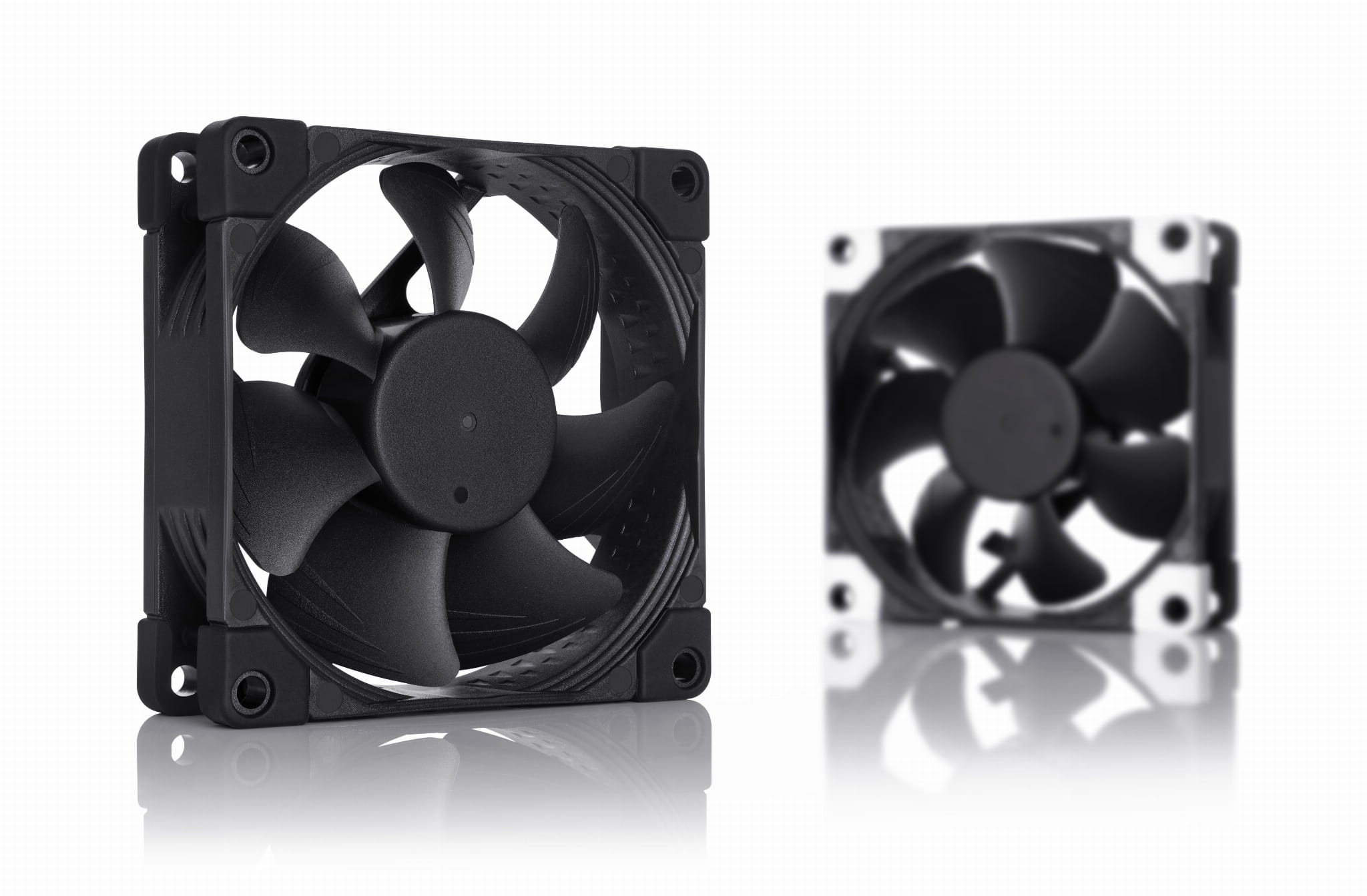 Noctua NF-A8 chromax.black.swap 80mm wentylator