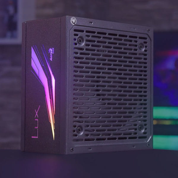 Aerocool LUX 550W złącza